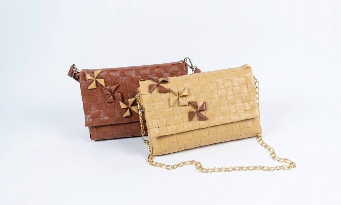 Signature Clutch